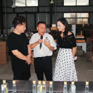 走進(jìn)金裕皖酒業(yè)，一起來(lái)嘮嘮一杯純糧酒的釀造